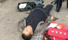 吃瓜爆料女人打架视频在线观看,吃瓜群众围观女子打架视频，现场画面惊心动魄